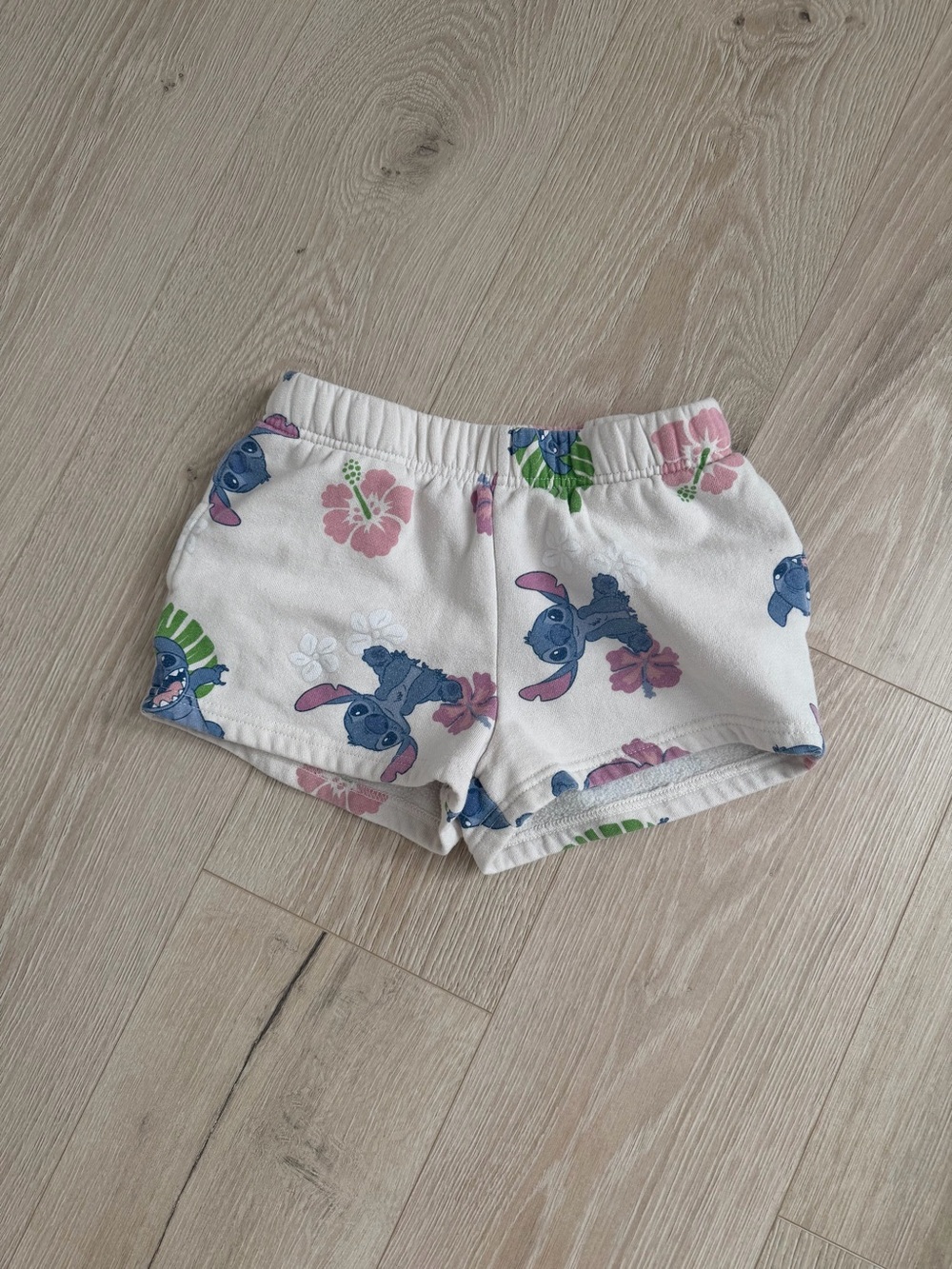 Girls White Stitchy Stitch Print Elastic Waist Shorts